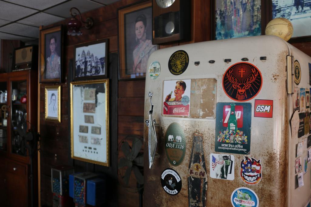 Noom Guesthouse Lopburi Ngoại thất bức ảnh