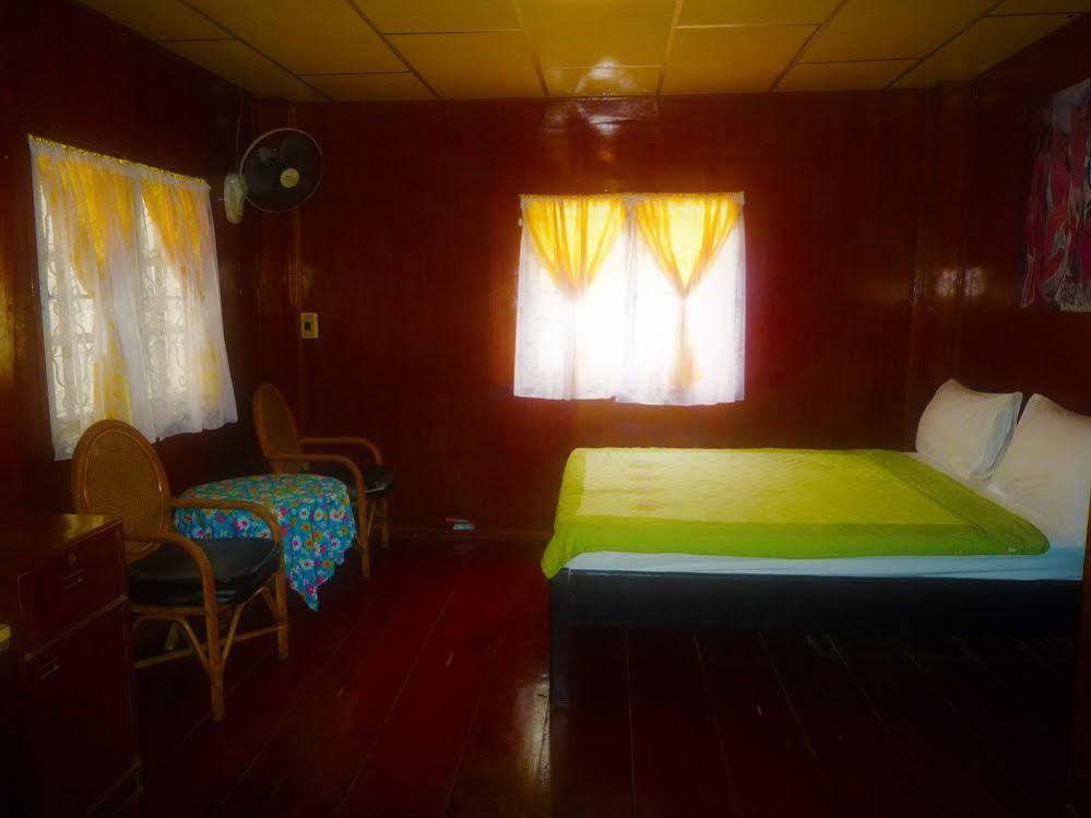 Noom Guesthouse Lopburi Ngoại thất bức ảnh